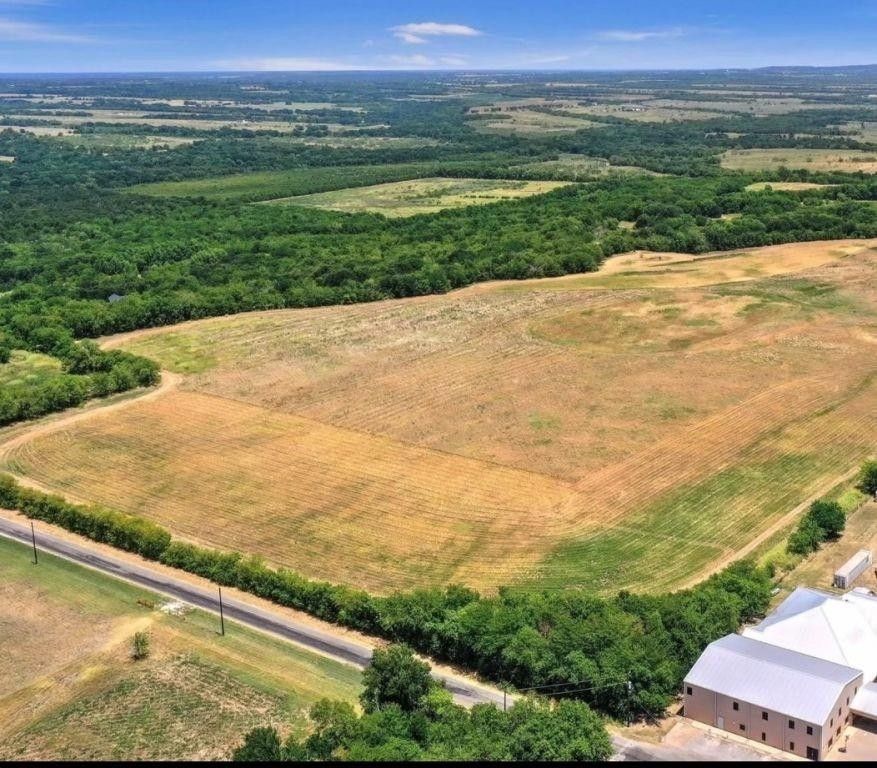2 acres in Grayson County, Texas
