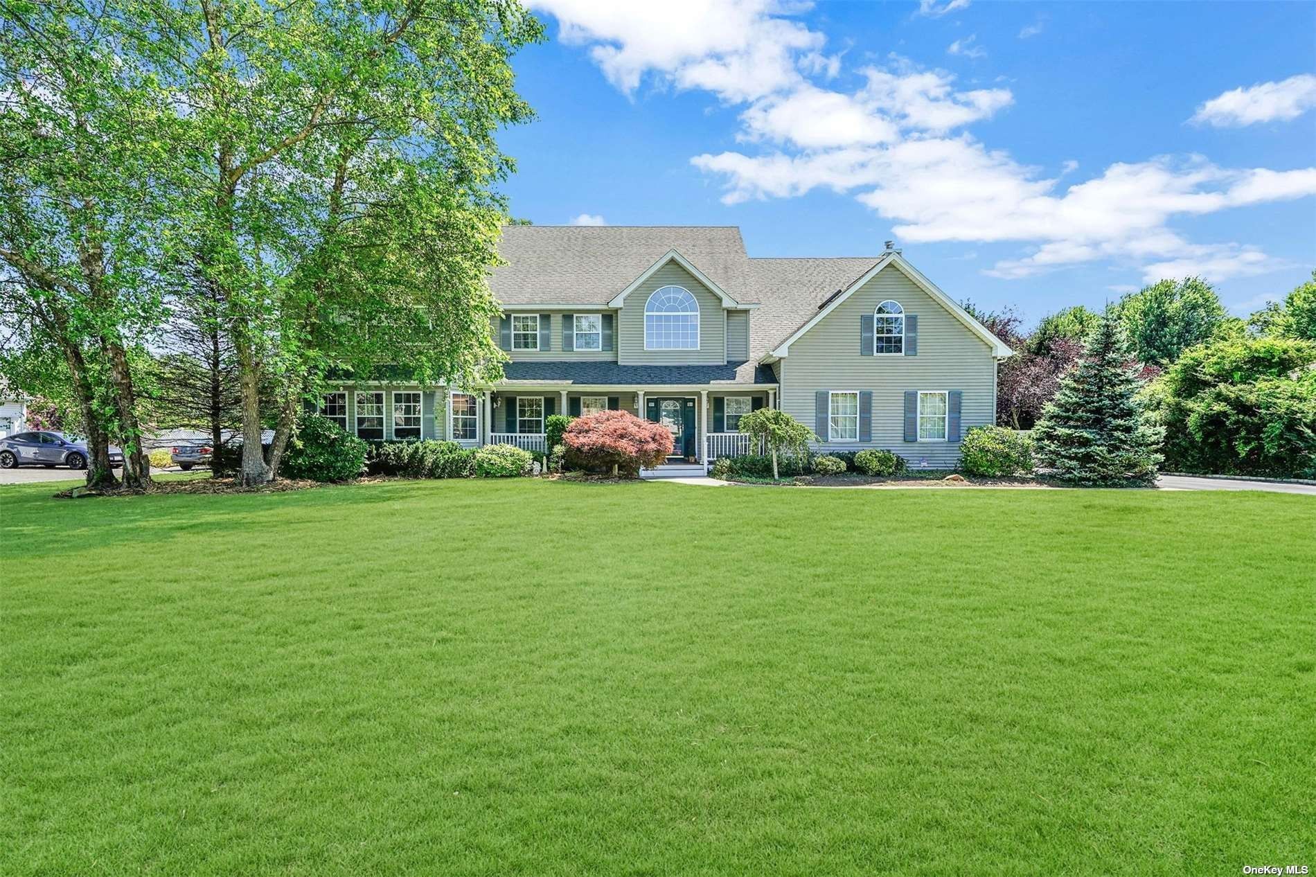 0.93 acres in Suffolk County, New York