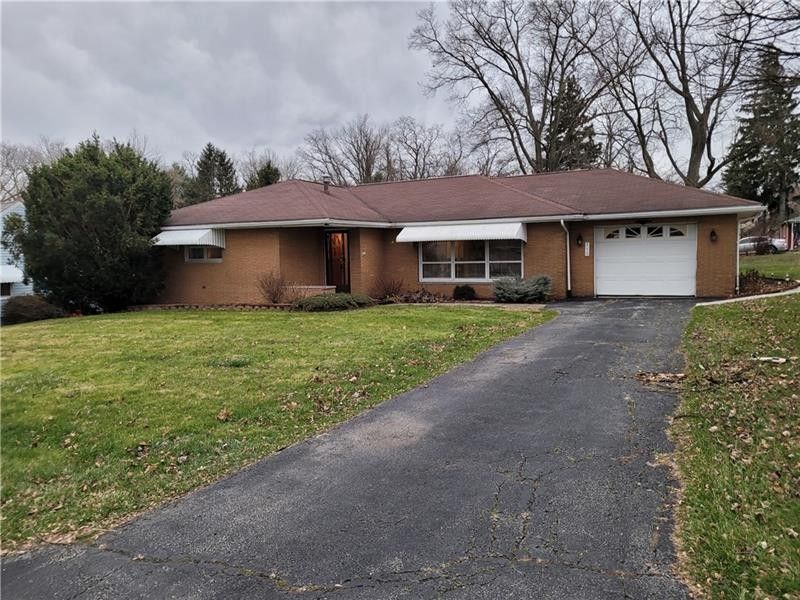 Residence/Single Family, Ranch or 1 Level Derry Twp, PA