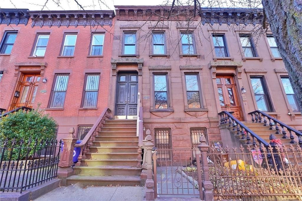 2,000 acres in Kings County, New York