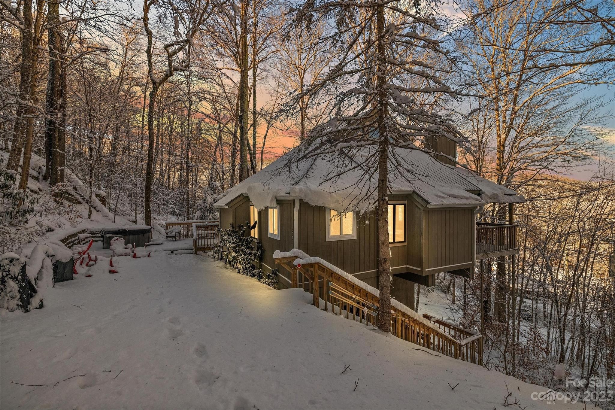 0.31 acres in Avery County, North Carolina