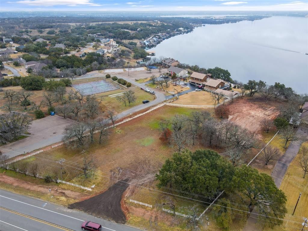 2 acres in Hood County, Texas