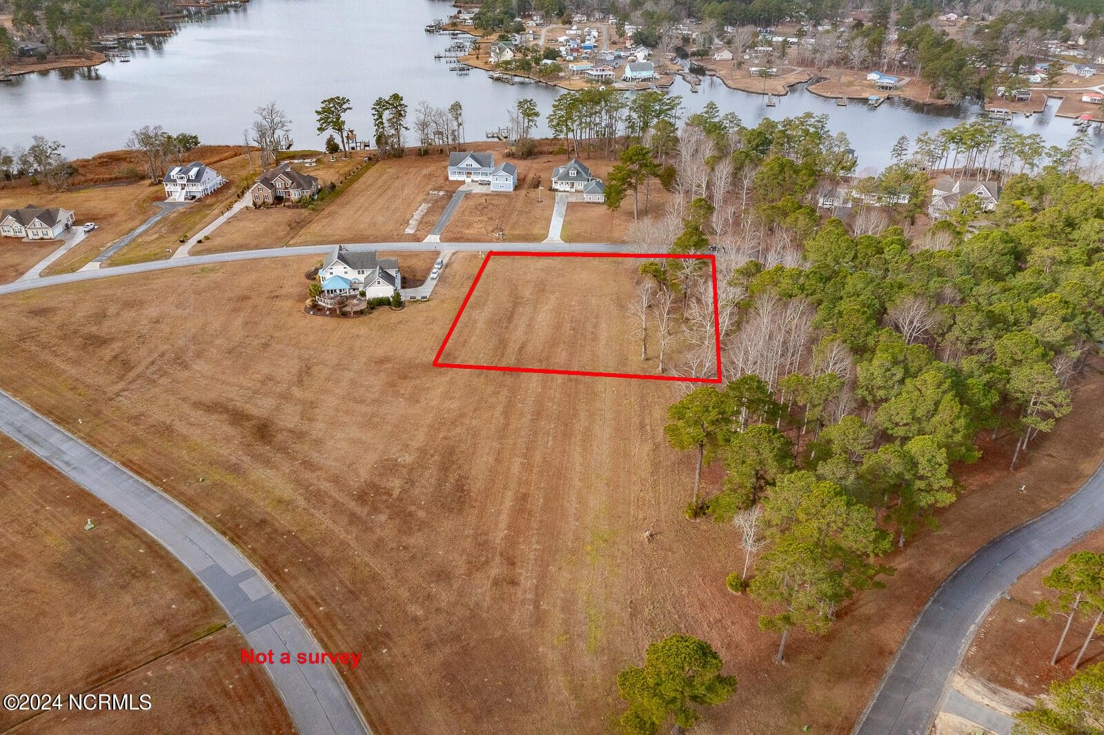 1.4 acres in Pamlico County, North Carolina