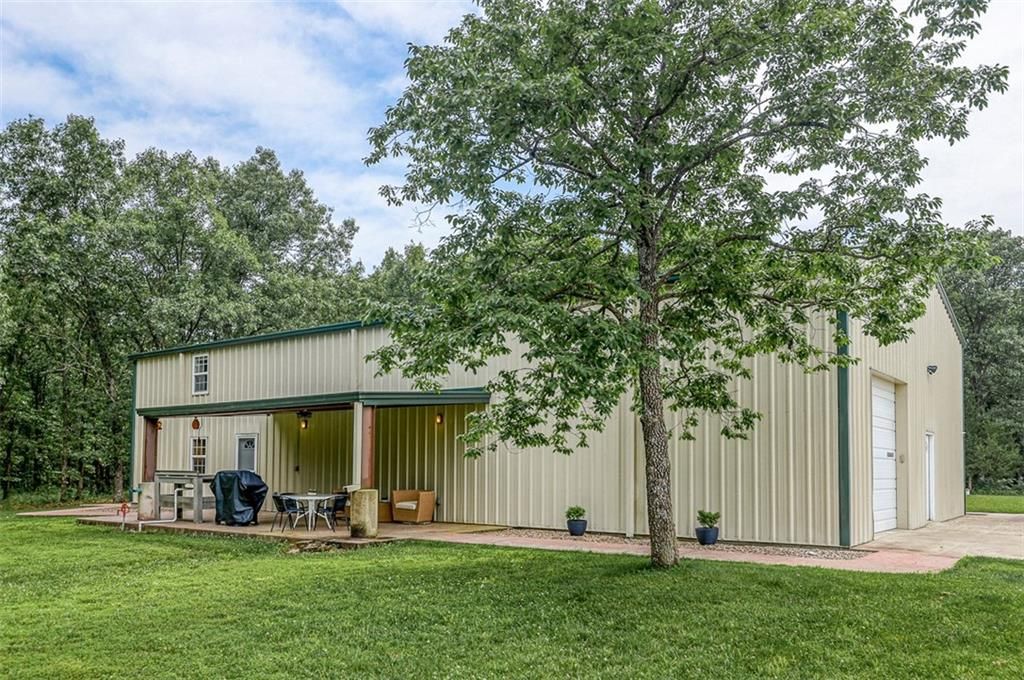 14 acres in Henry County, Missouri