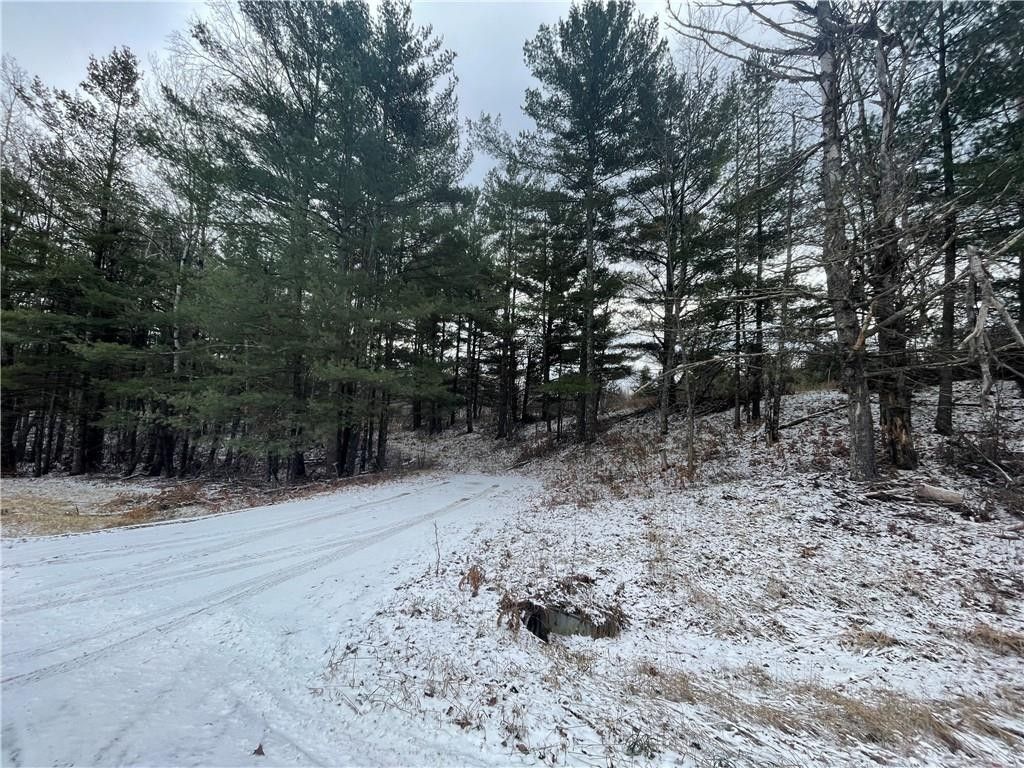 10 acres in Washburn County, Wisconsin