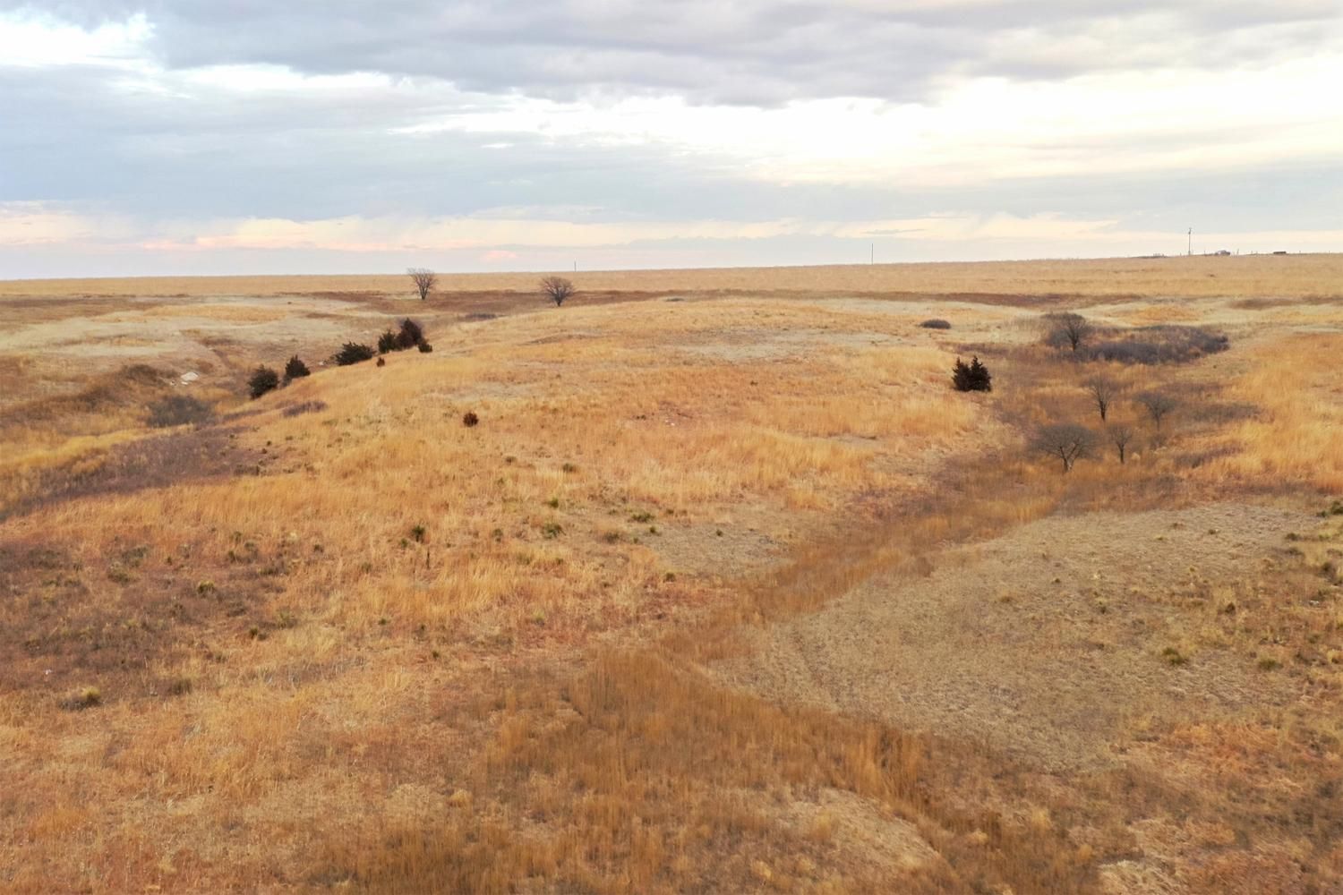 77.1 acres in New Almelo, KS, 67629