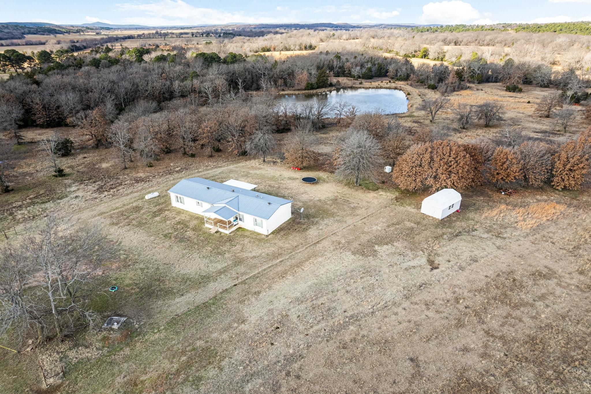 40338 East County Road 1315, Mccurtain, OK 74944