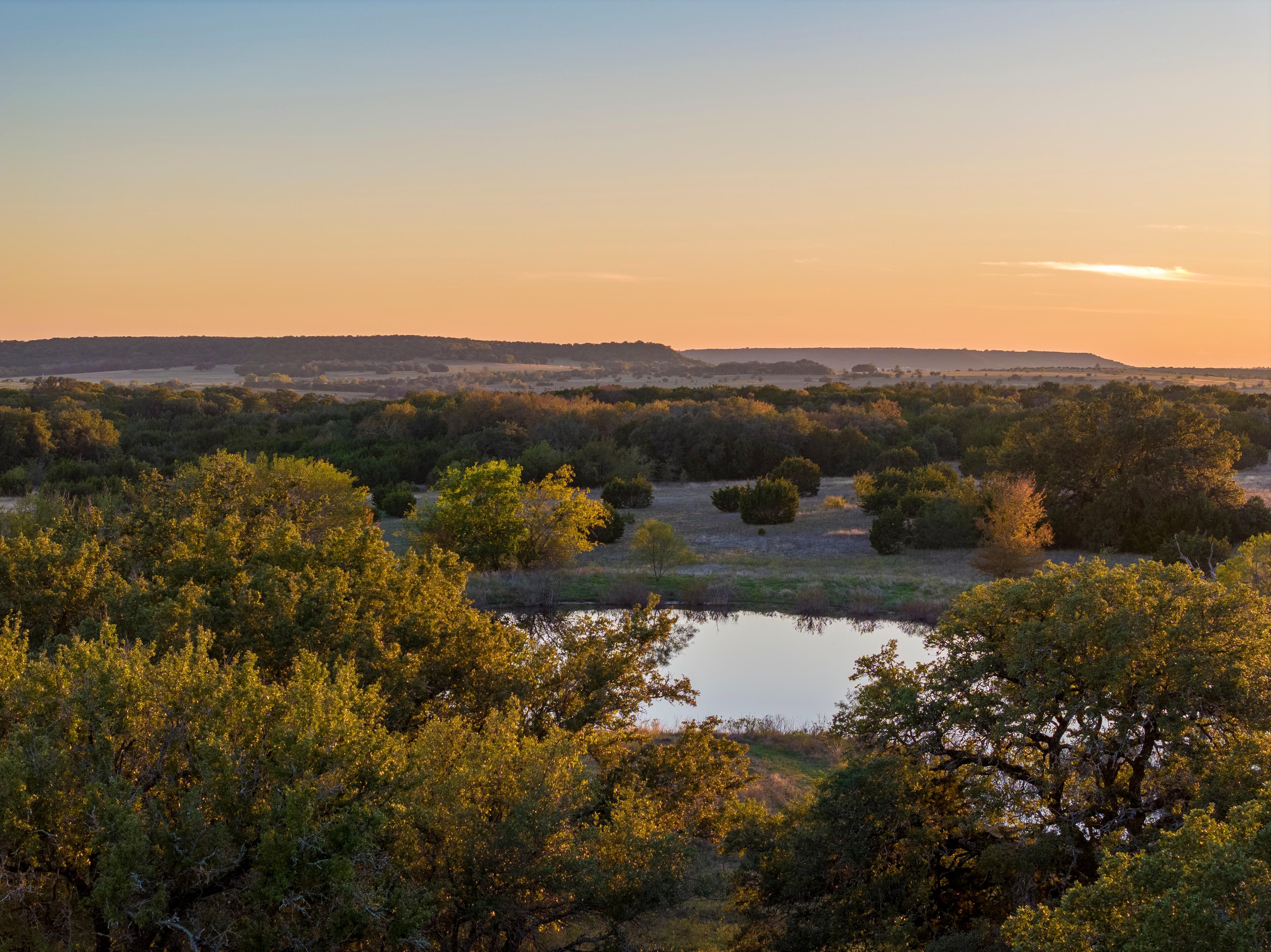 440 acres in Cranfills Gap, TX, 76637