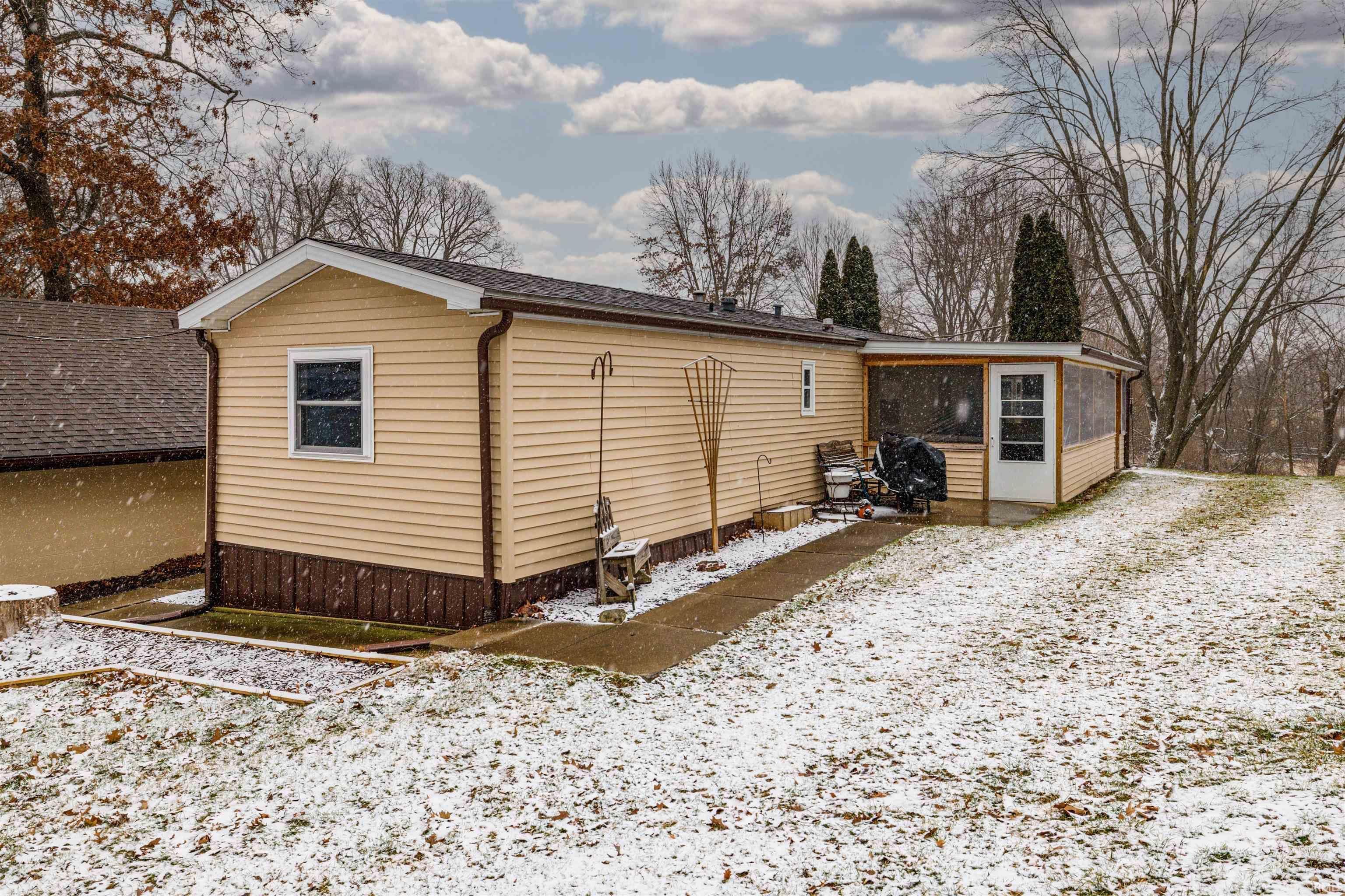 3.91 acres in Steuben County, Indiana