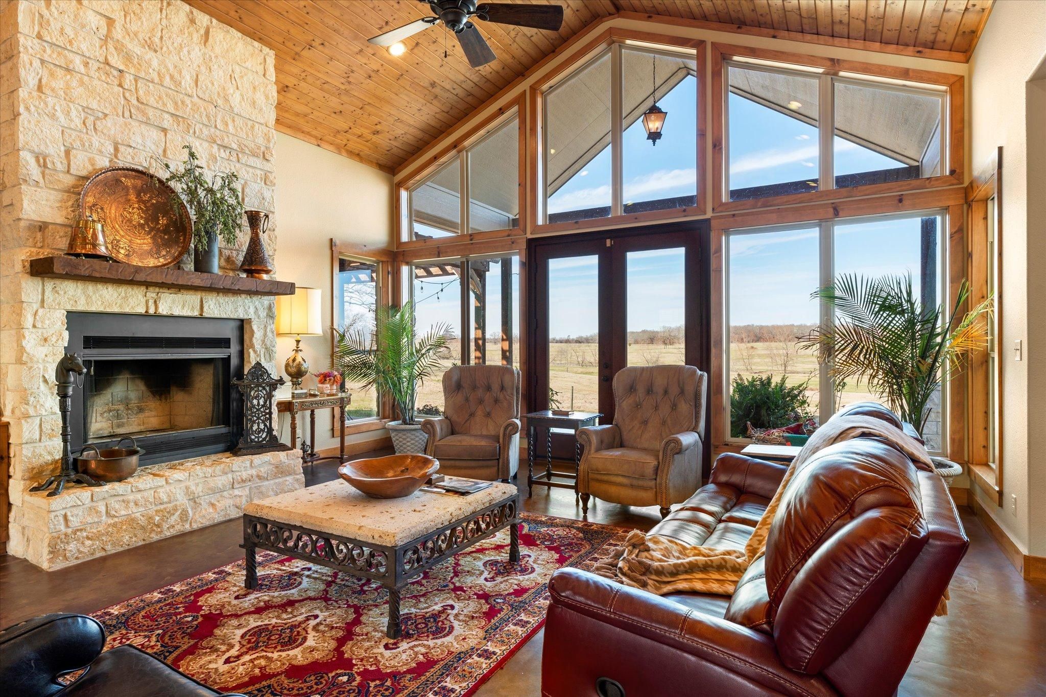 415 acres in Titus County, Texas