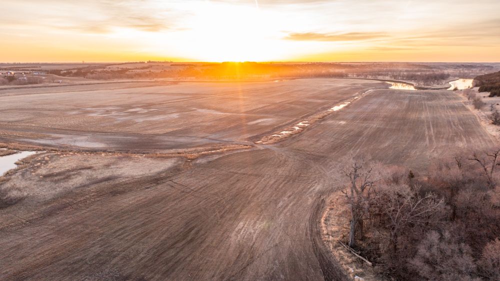 00000 James River Road, Mitchell, SD 57301 MLS Hanson 426