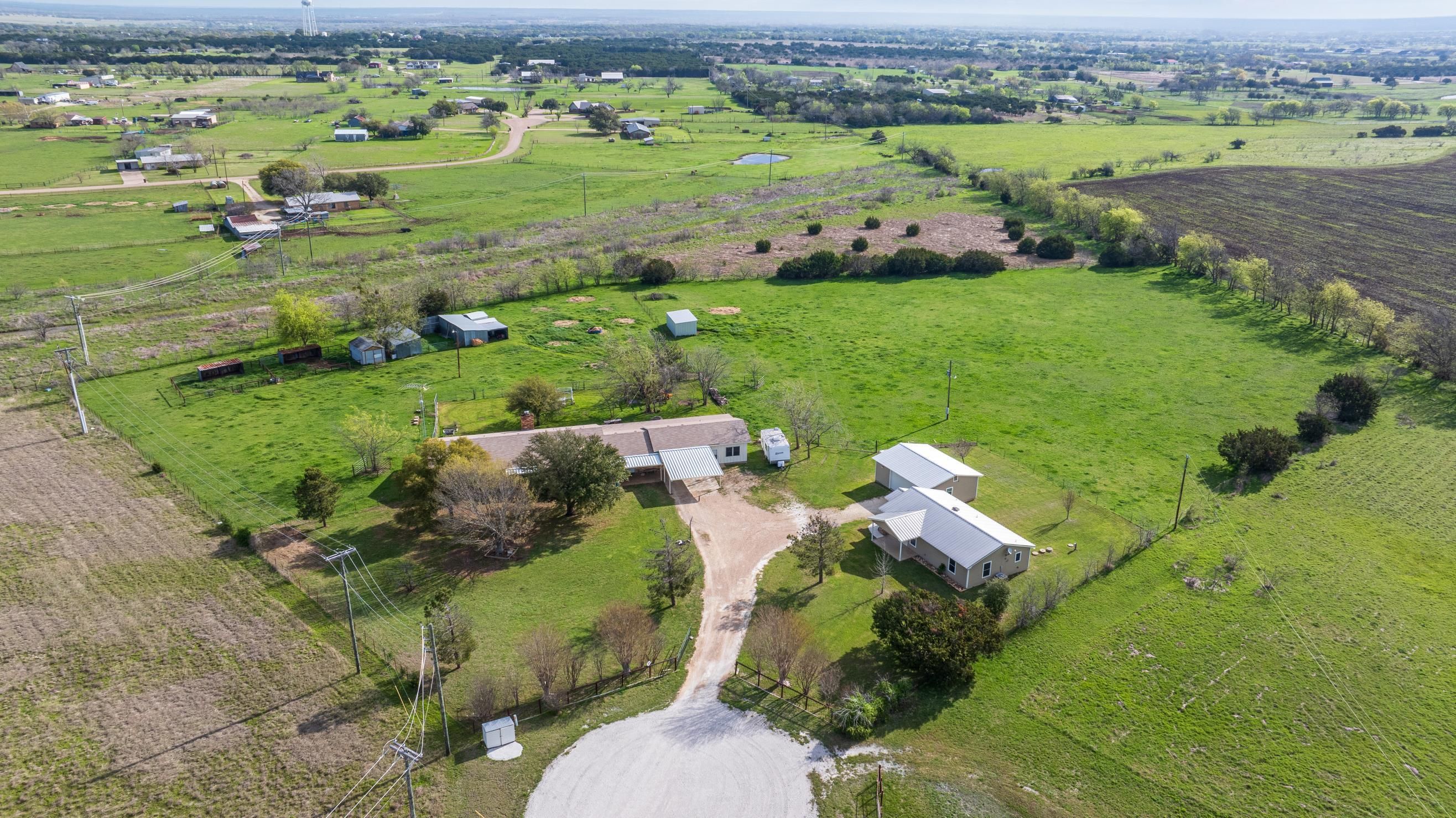 820 Morning Star Circle, China Spring, TX 76633 MLS 20561058