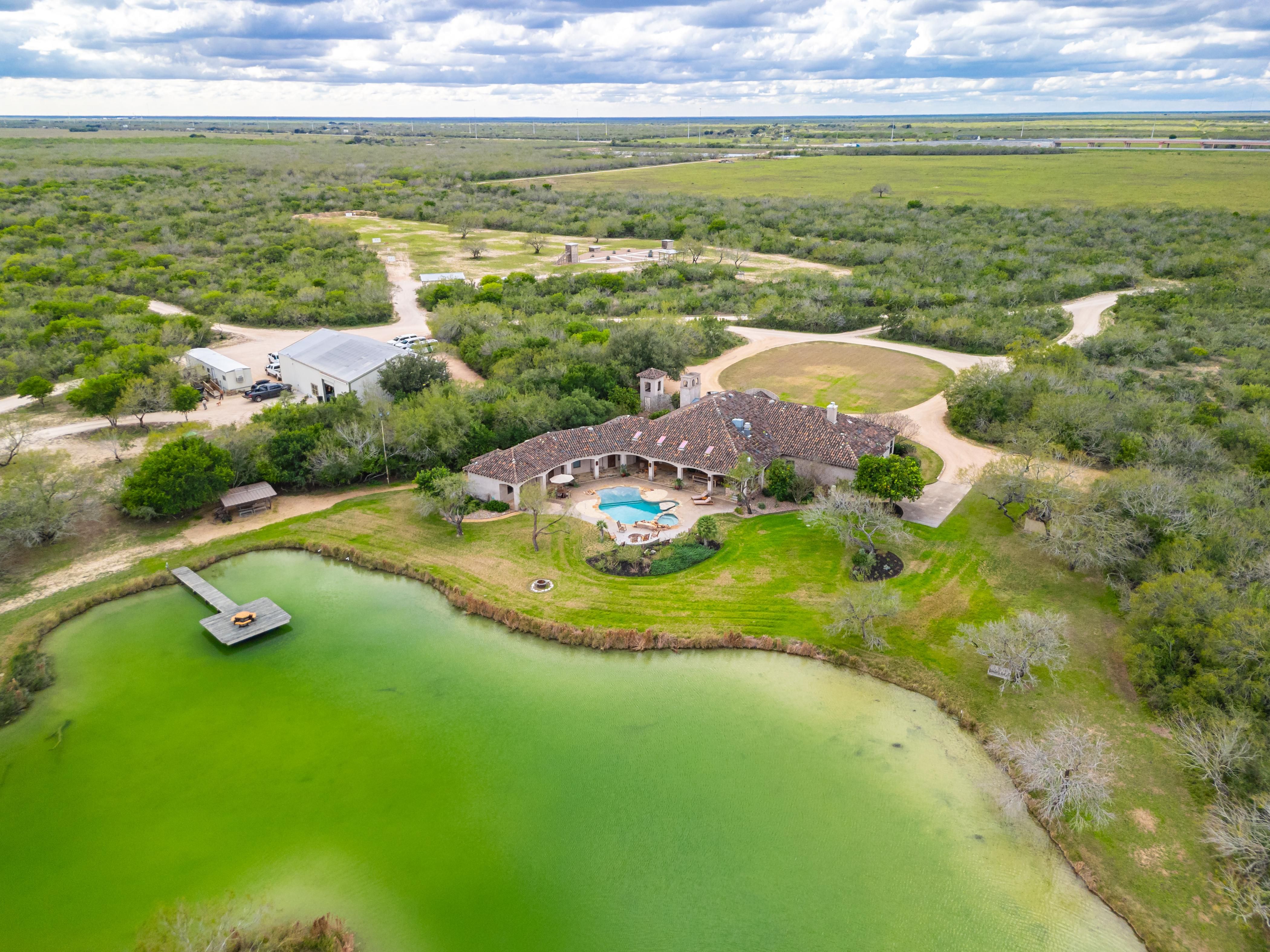 County Road 418, Premont, TX 78375