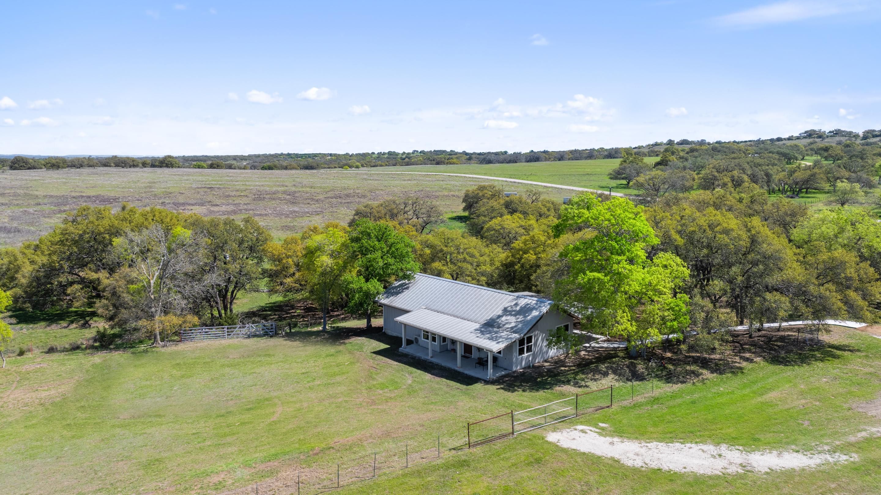 4364 HyeAlbert Road, Stonewall, TX 78671