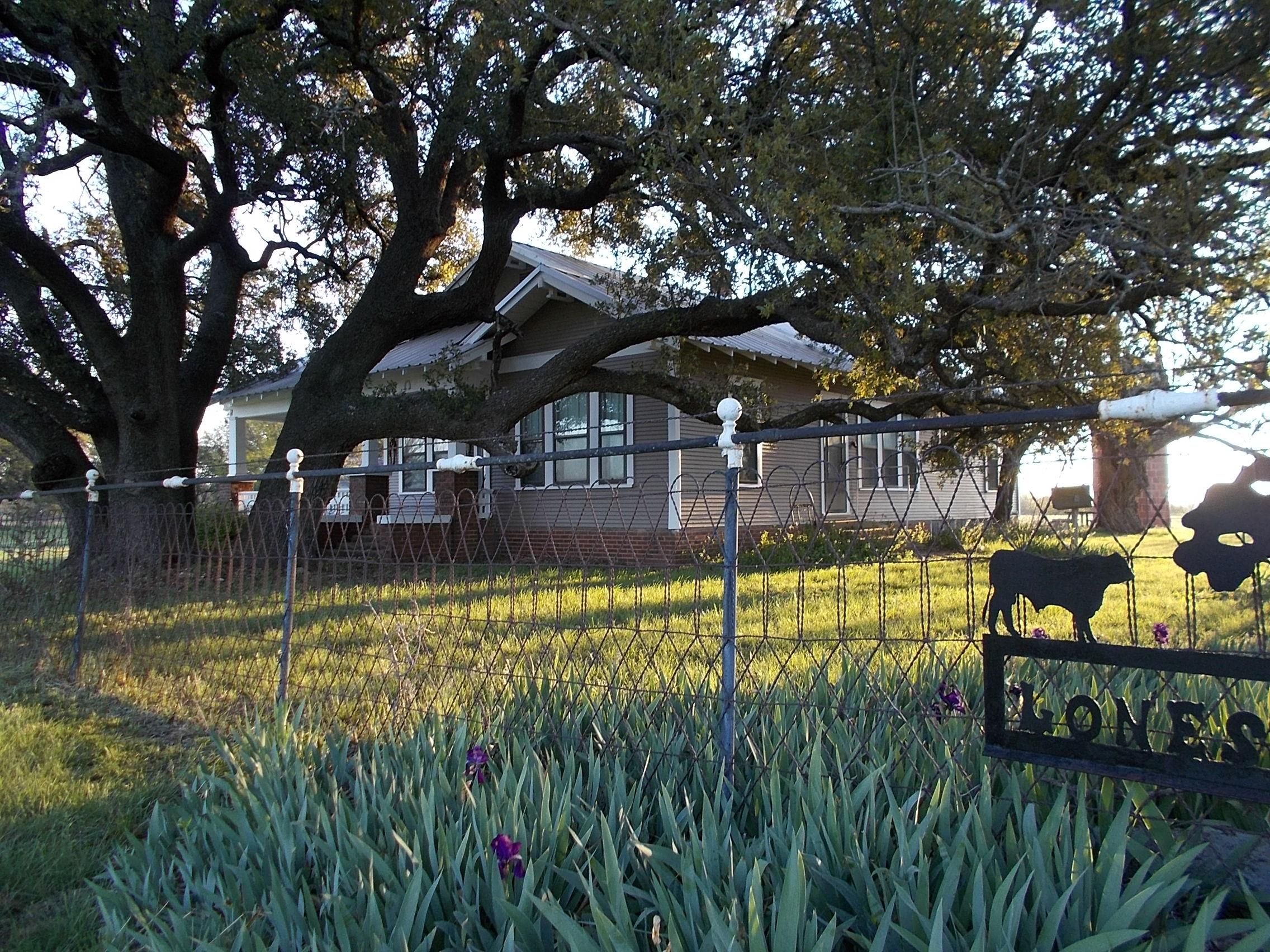 200 acres in Coleman, TX, 76834