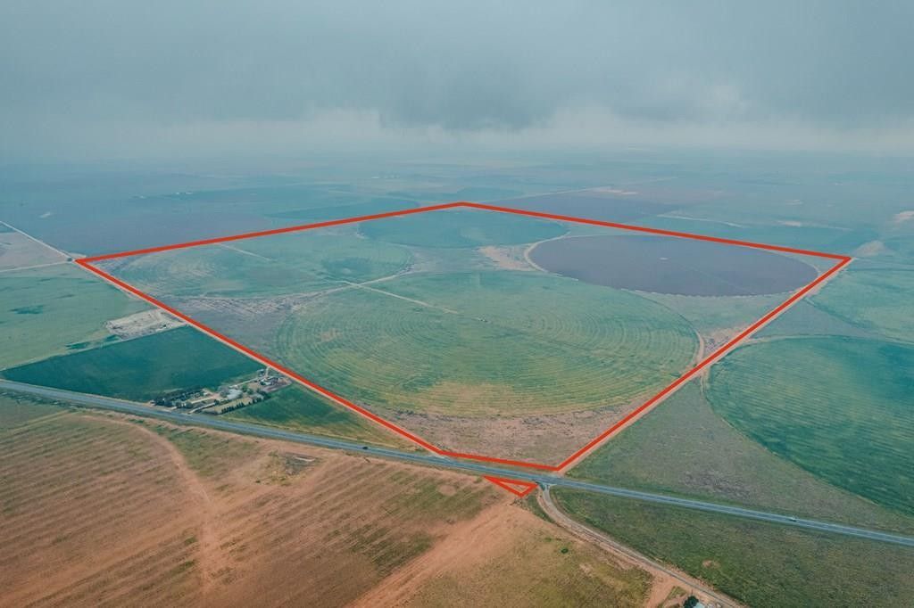 638 acres in Terry County, Texas