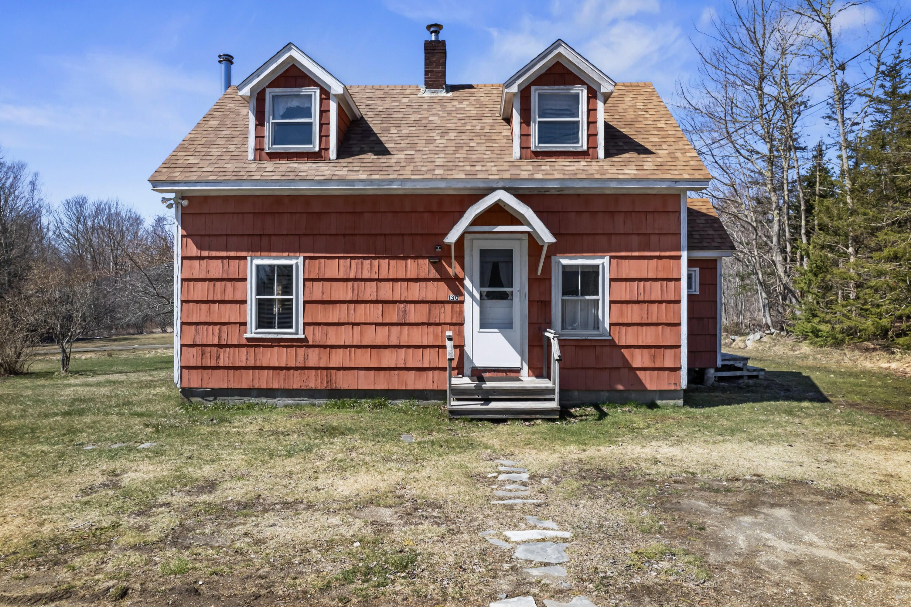 1.25 acres in Knox County, Maine