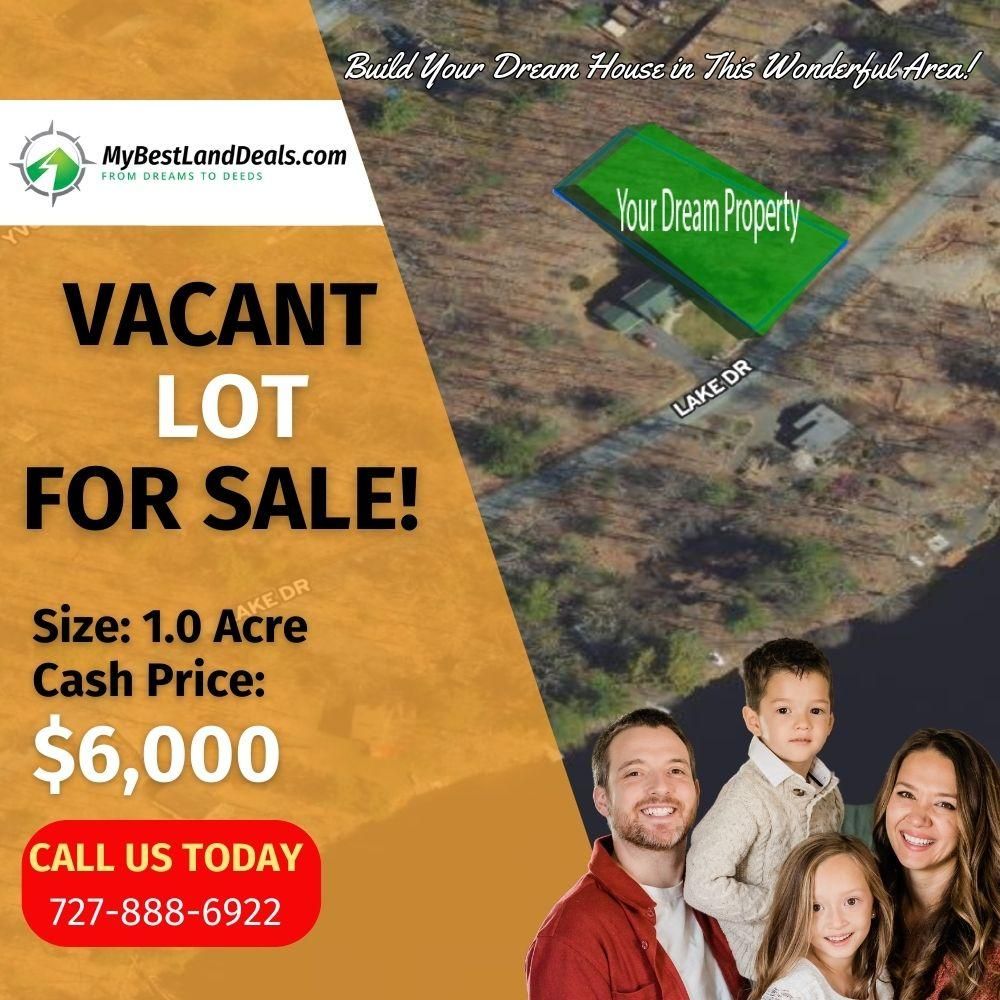 Lake Dr, Dingmans Ferry, PA 18328