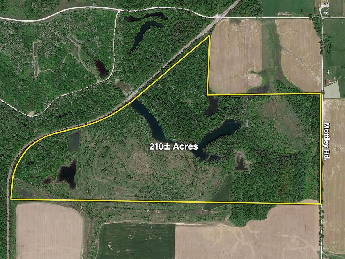 210 acres in Warrick County, Indiana