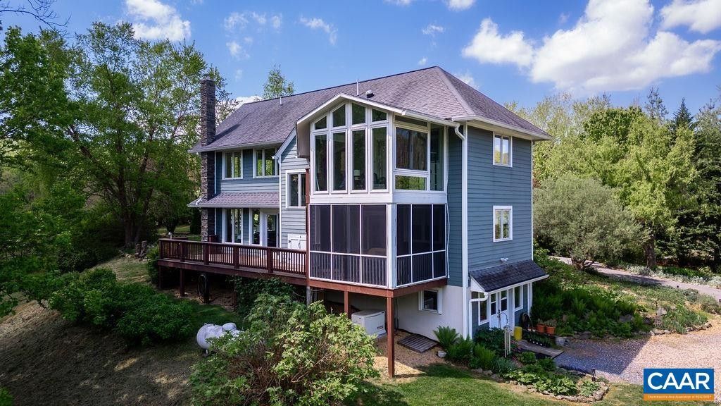 132 REEDS GAP RD, Lyndhurst, VA 22952 MLS 652473