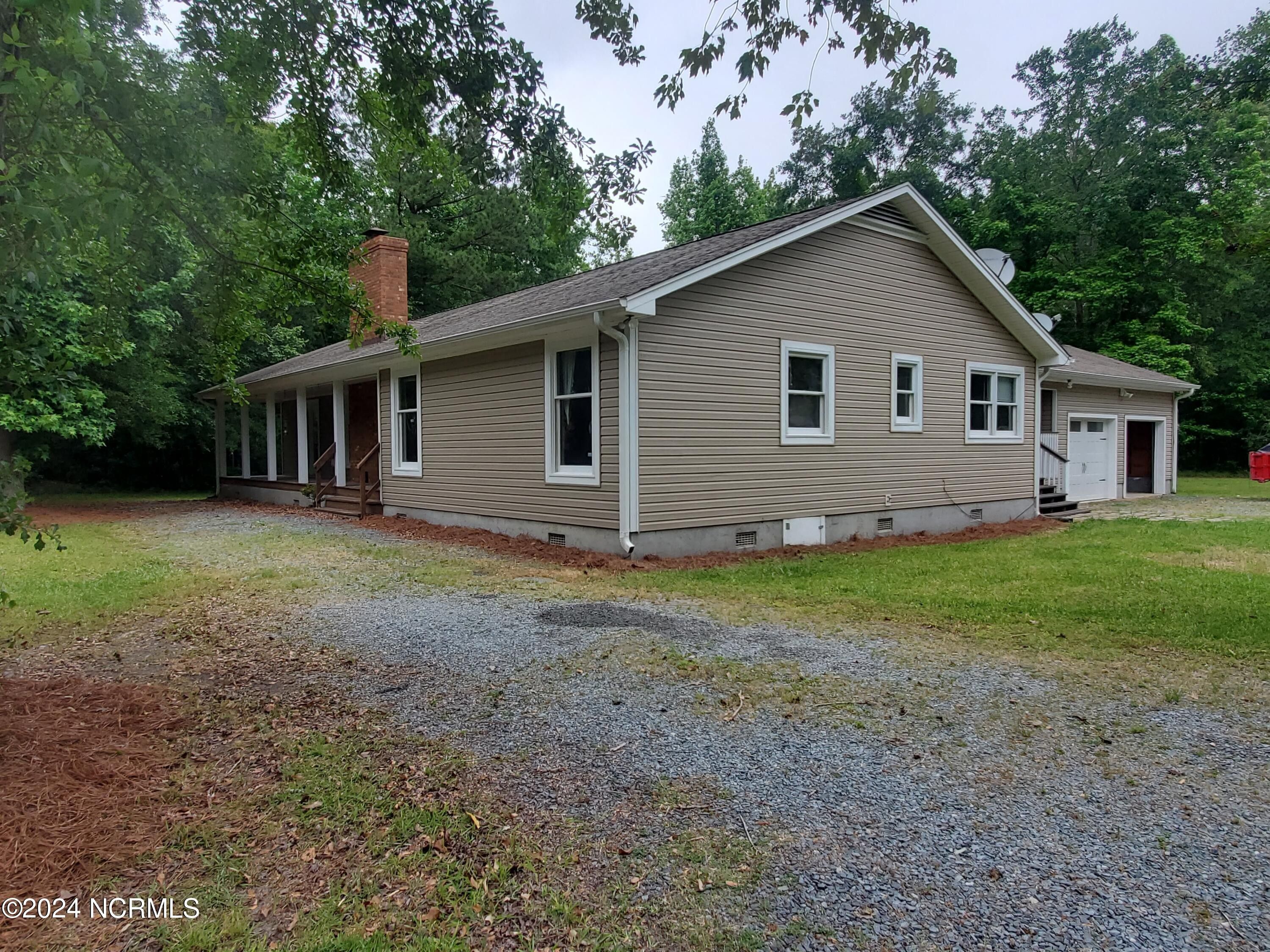 230 Wo Johnston Avenue, Rocky Point, NC 28457 MLS 100441624