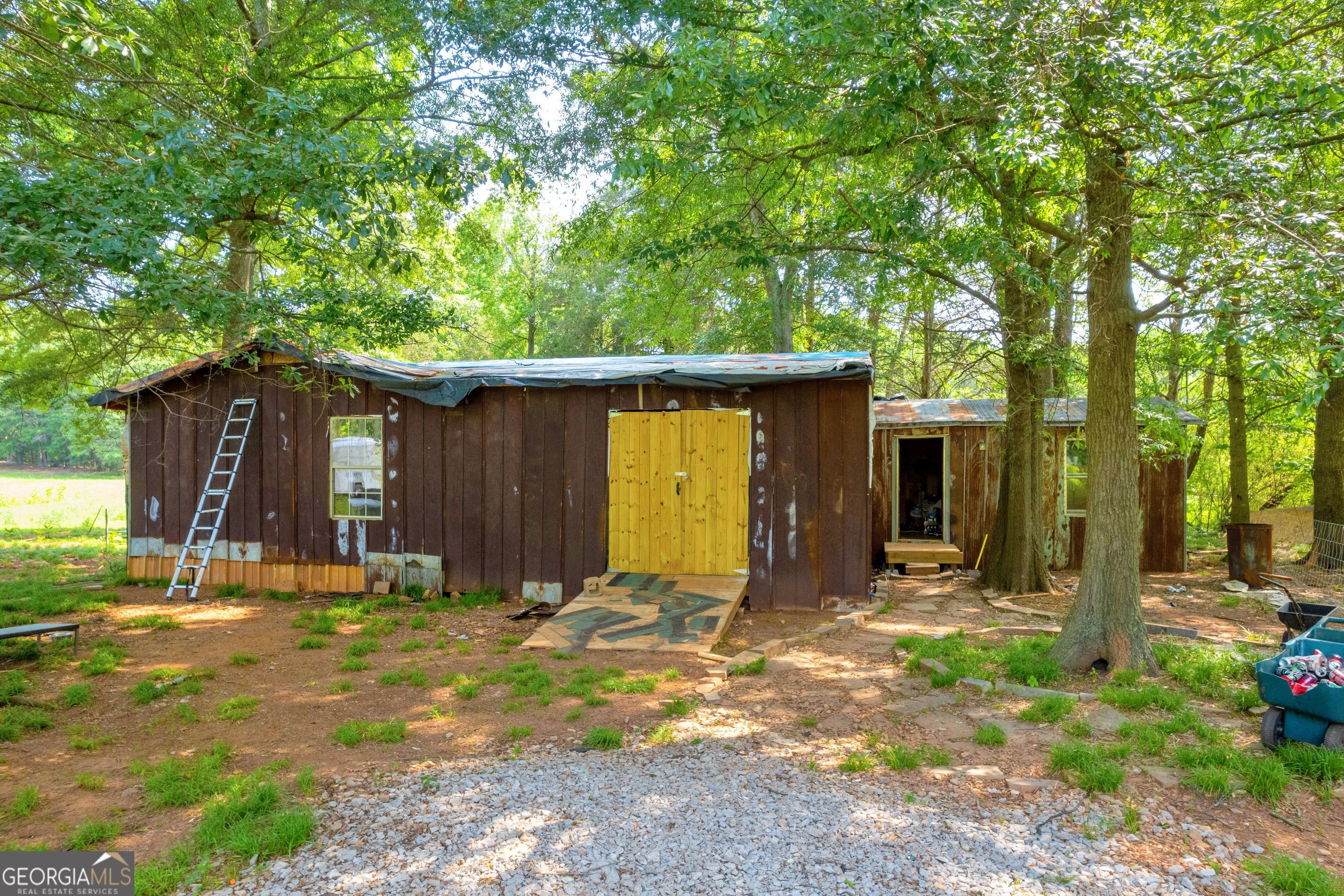 5 acres in Madison County,