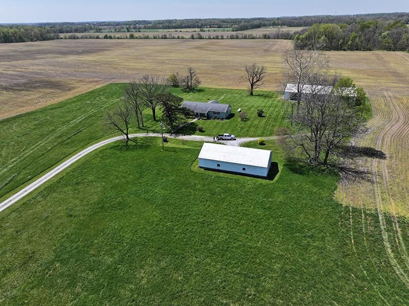 7584 East South Street, Stilesville, IN 46180