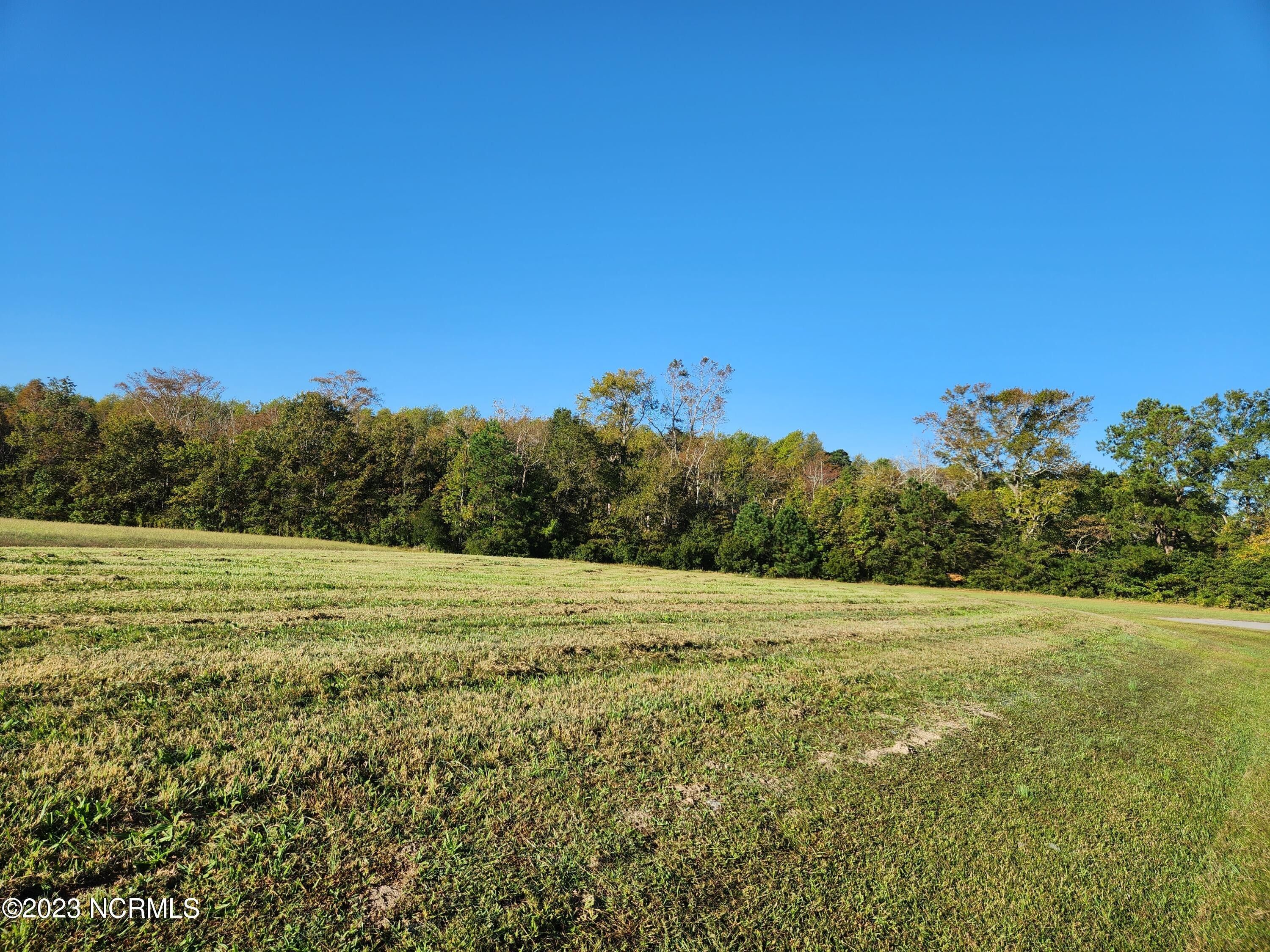 1.06 acres in Pasquotank County, North Carolina