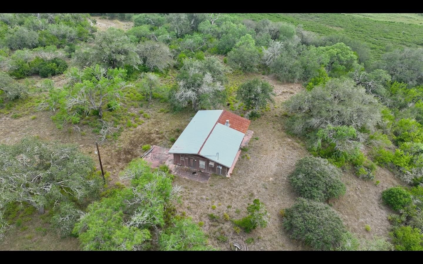 995 Farm to Market Road 3024, West, TX 78022 MLS 113055