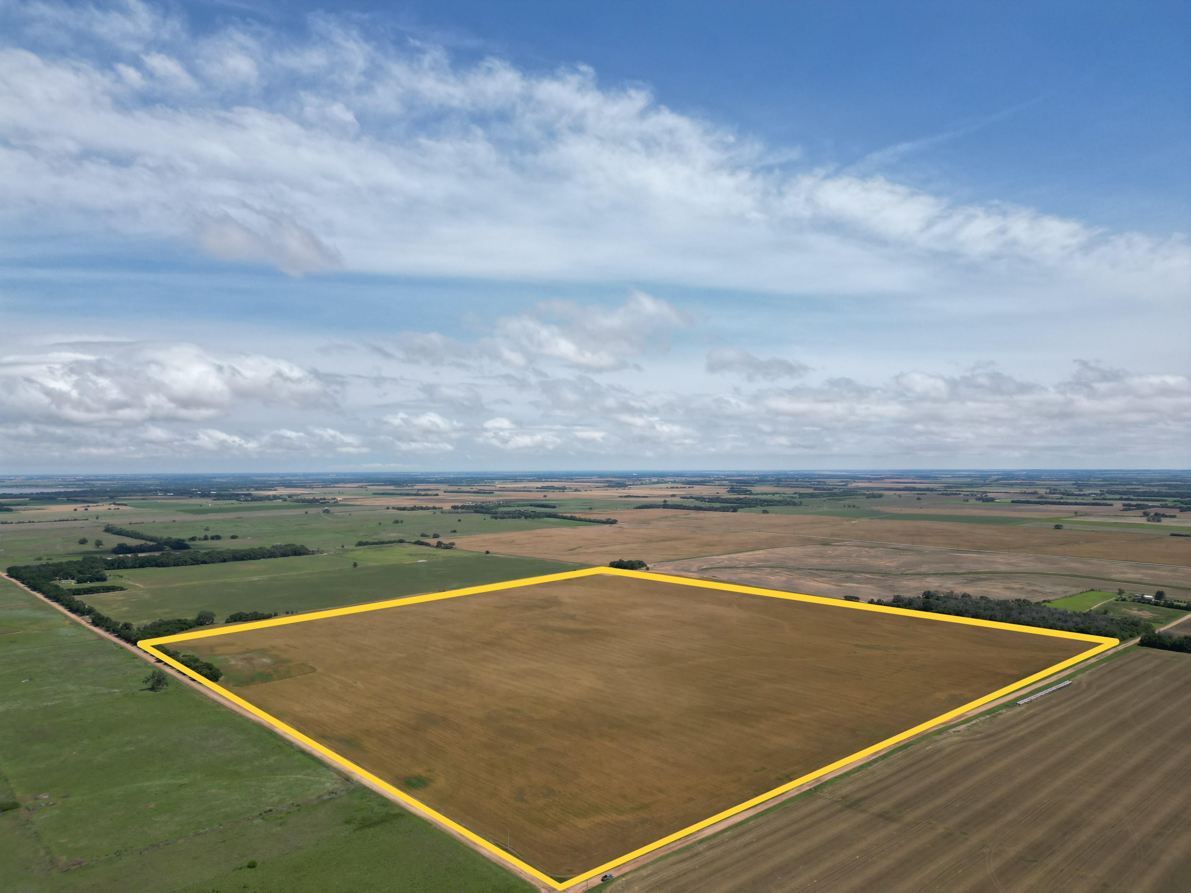 NE 60 St, Pretty Prairie, KS 67570