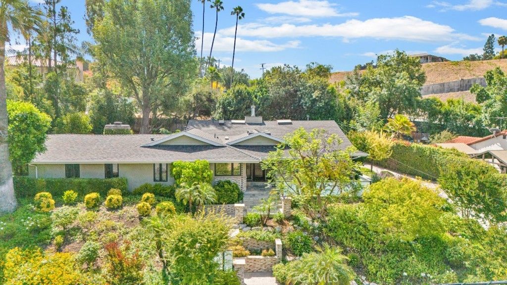 19650 Wells Drive, Tarzana, CA 91356 MLS SR24125580