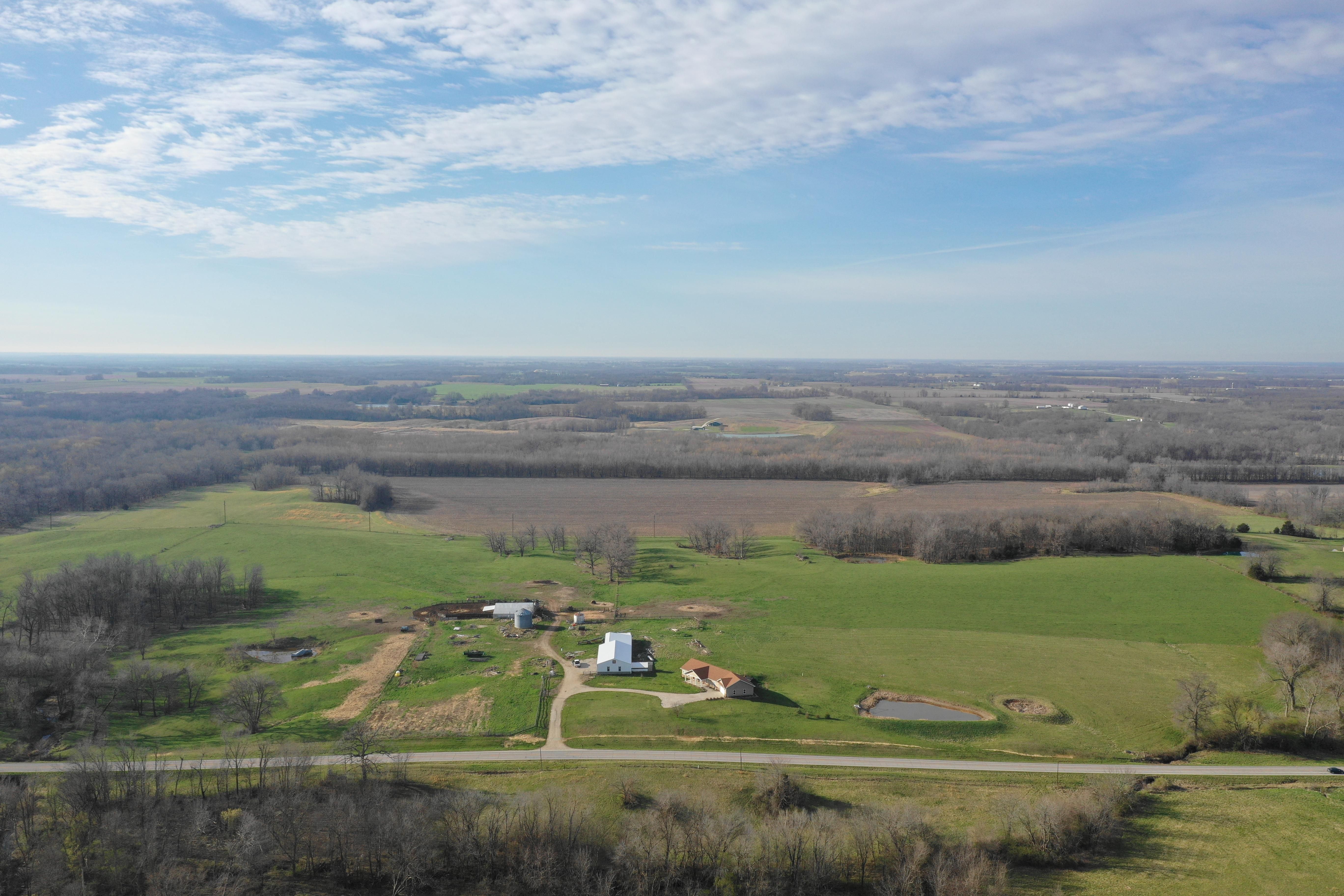 46 acres in Shelbyville, MO, 63469