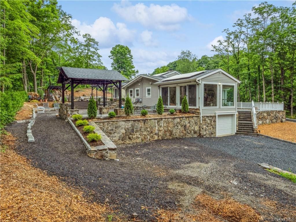 26 Bloomer Road, North Salem, NY 10560 MLS H6313570