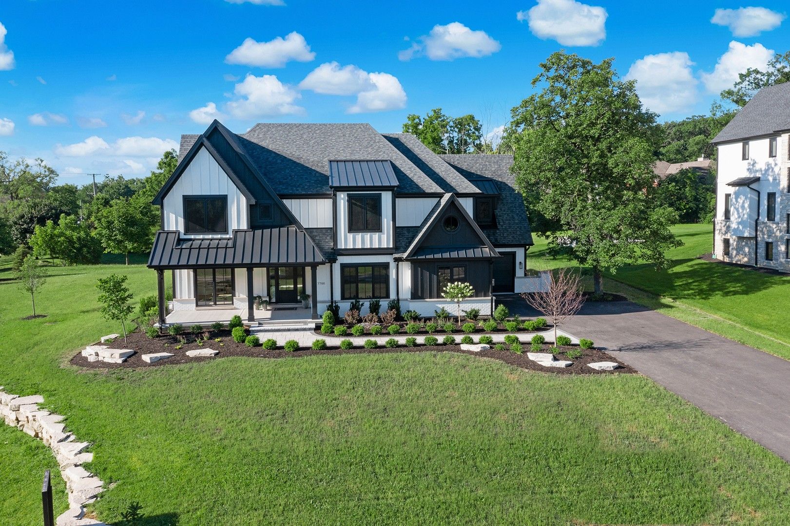 7700 Wolf Road, Burr Ridge, IL 60527 MLS 12093336