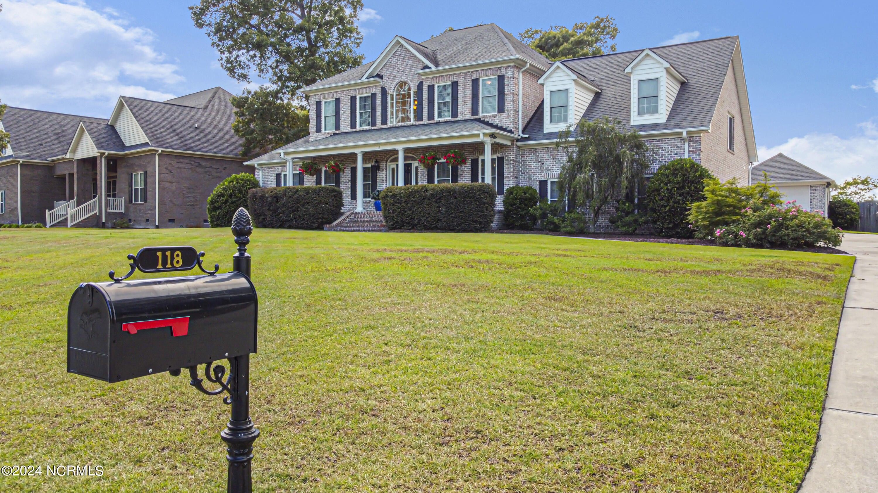 118 Staffordshire Drive, New Bern, NC 28562 MLS 100453050