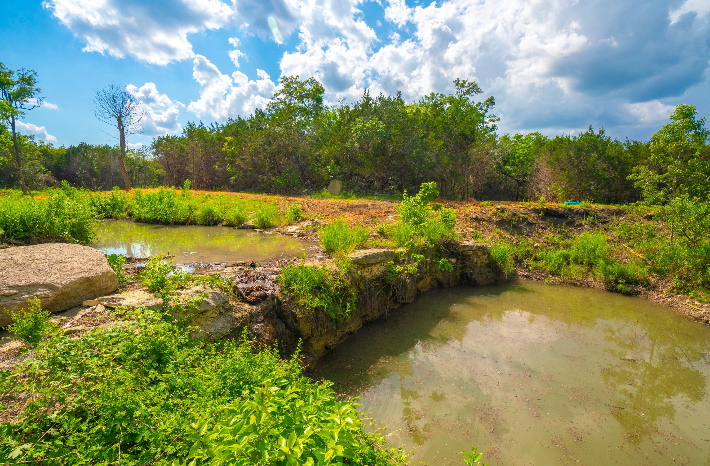 116 acres in Dripping Springs, TX, 78676