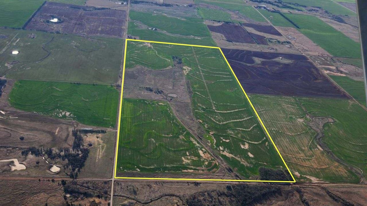 320 acres in Lamont, OK, 74643