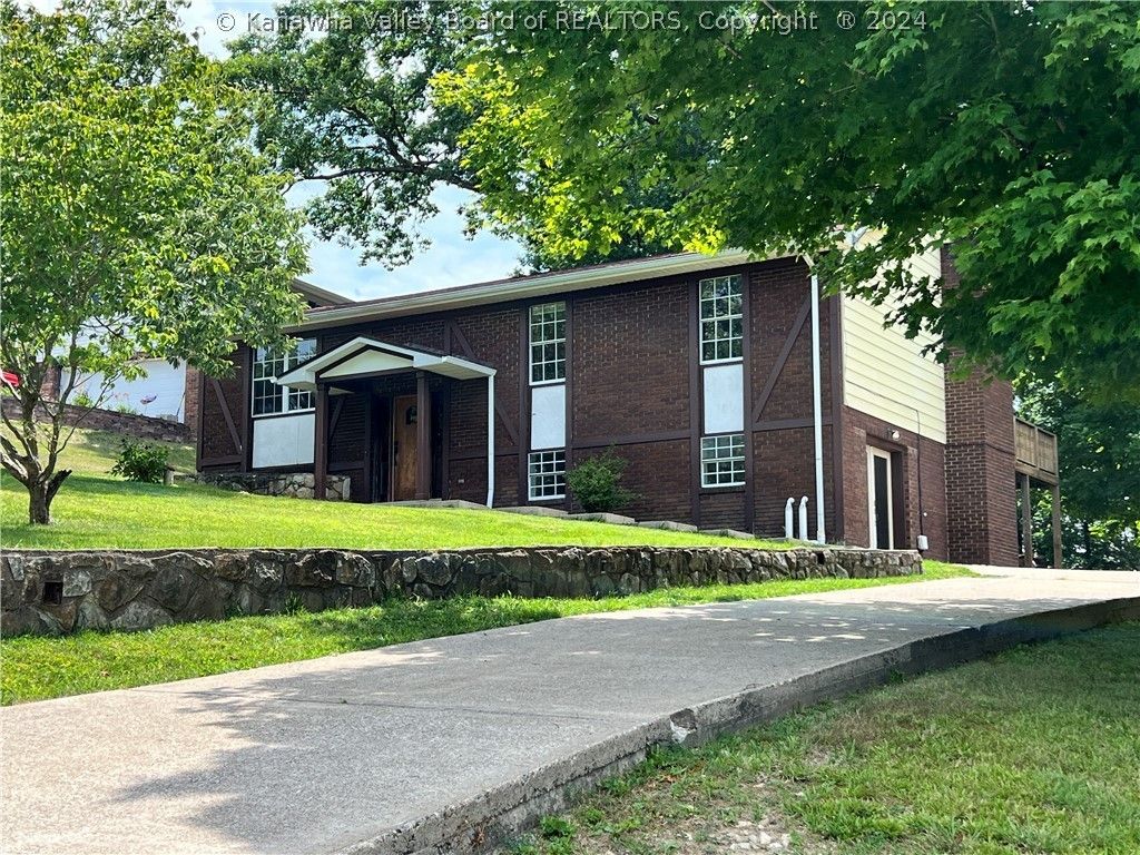 645 Elk Estates, Elkview, WV 25071 MLS 272922