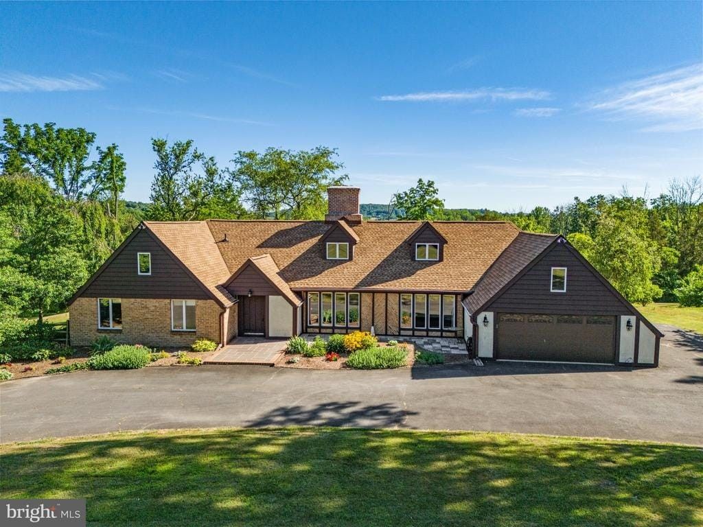 1899 GALLOWS HILL ROAD, Kintnersville, PA 18930 MLS PABU2073094