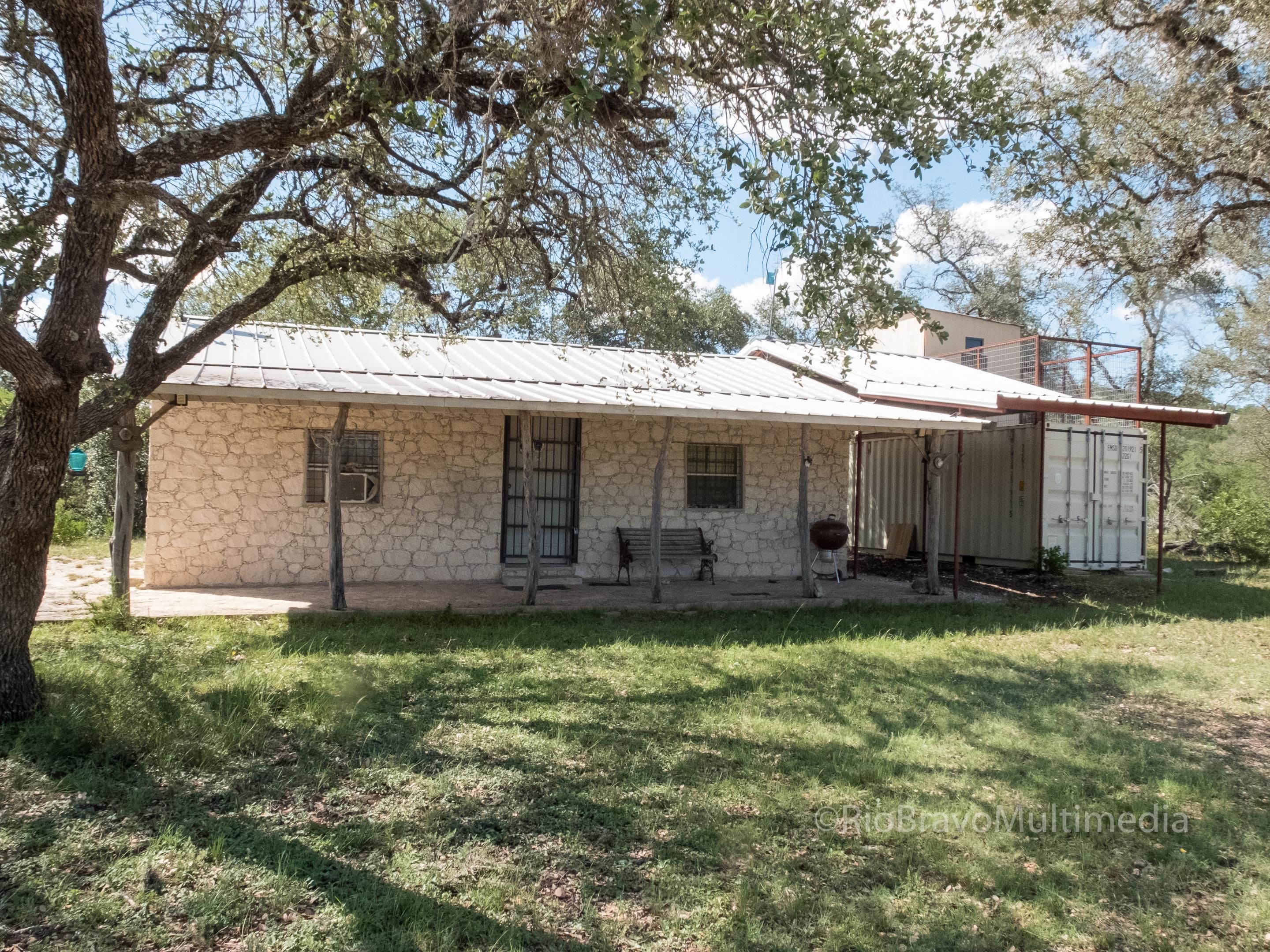 County Road 22, Rocksprings, TX 78880