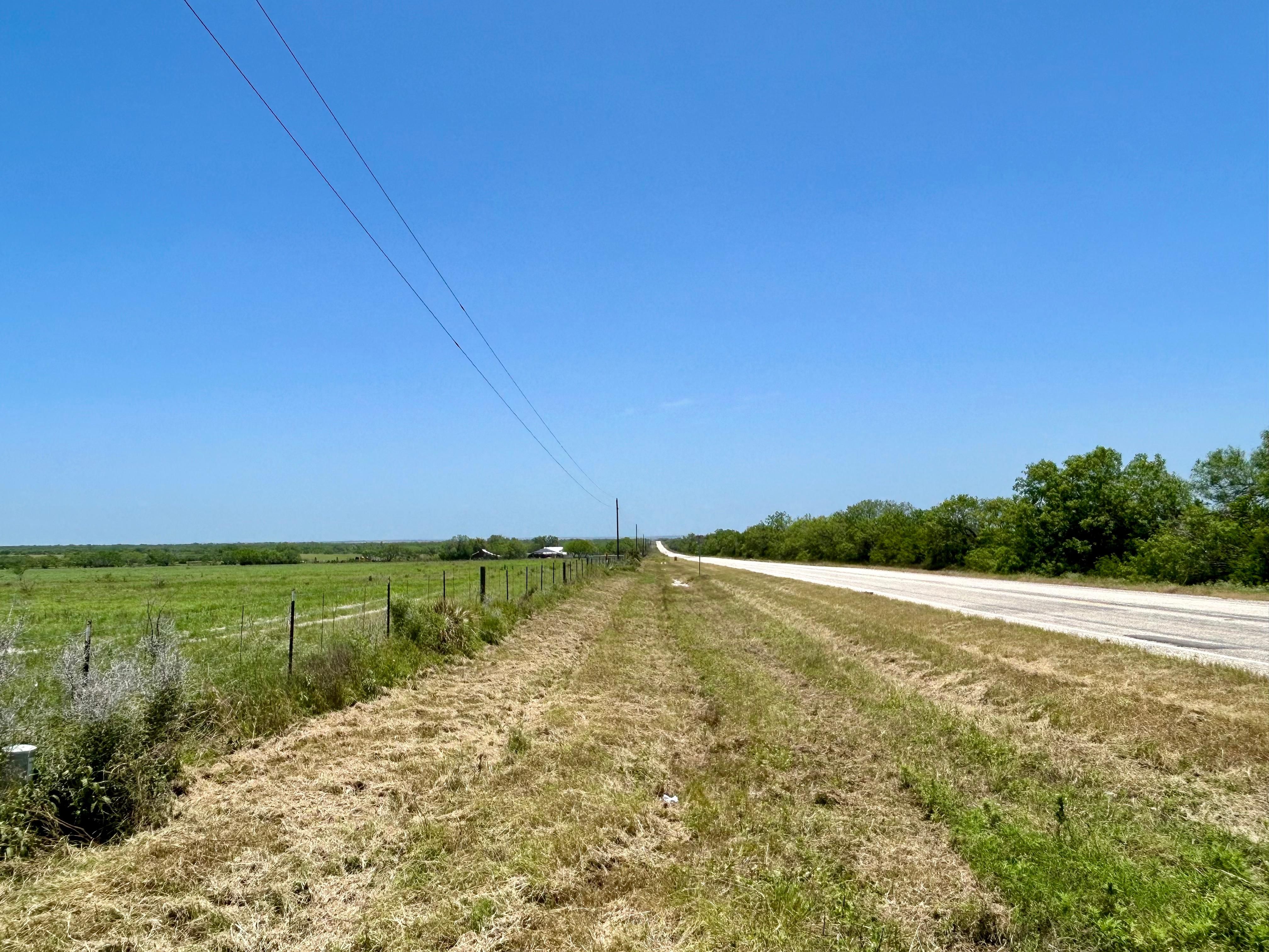 39.76 acres in Three Rivers, TX, 78071