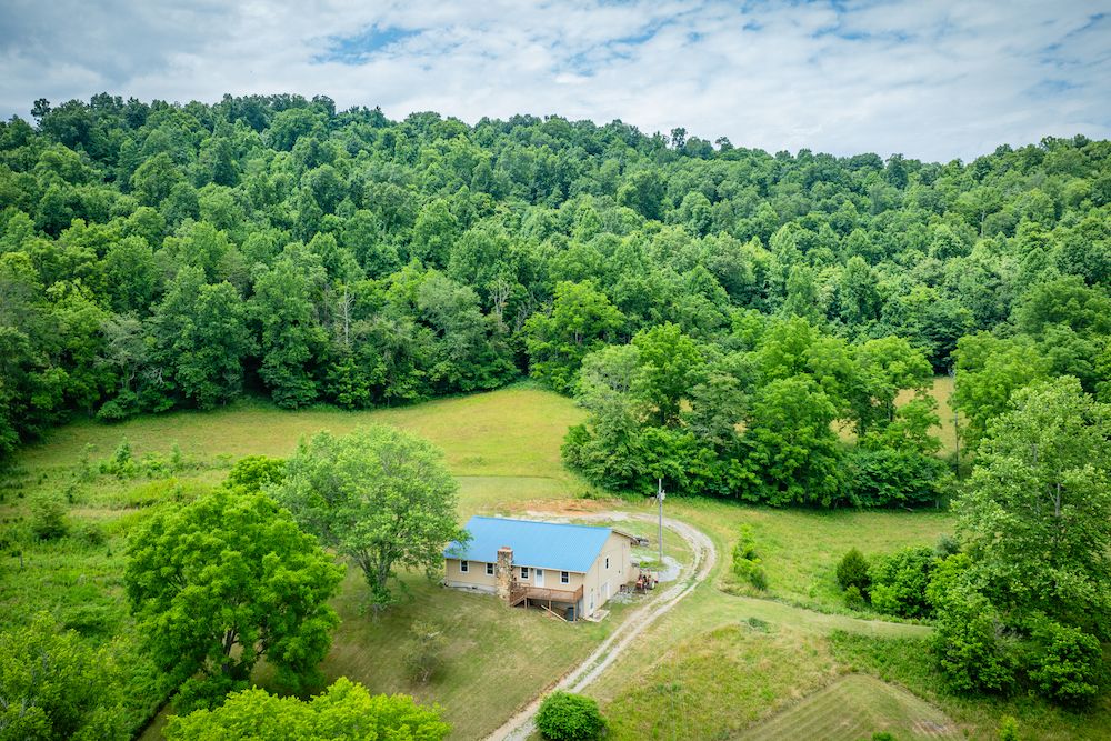 1713 Clinch Mountain Rd, Eidson, TN 37731