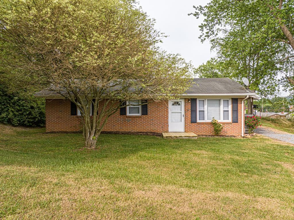 315 West Ave, Chilhowie, VA 24319 MLS 94380