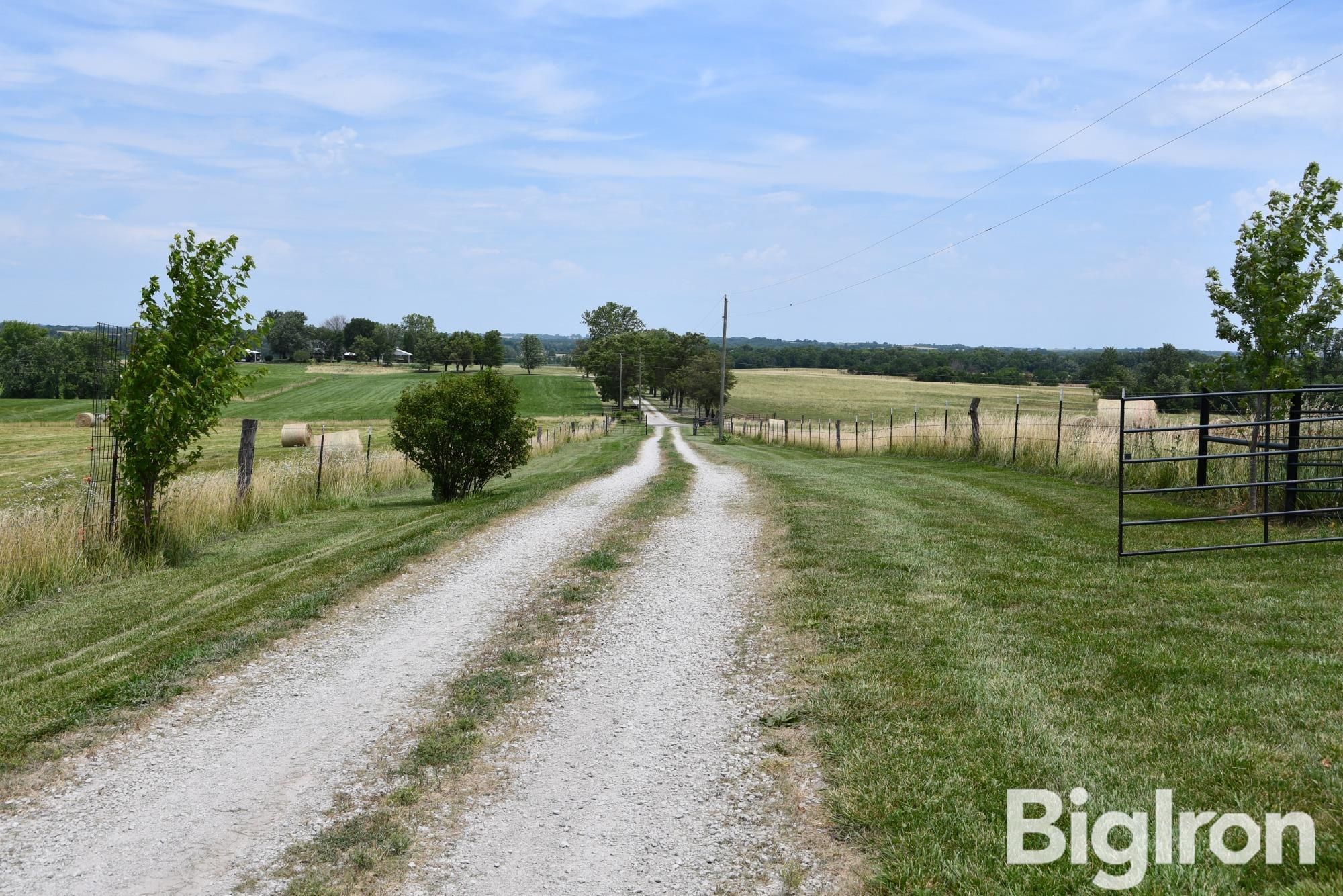 412 NW 200th Rd, Warrensburg, MO 64093