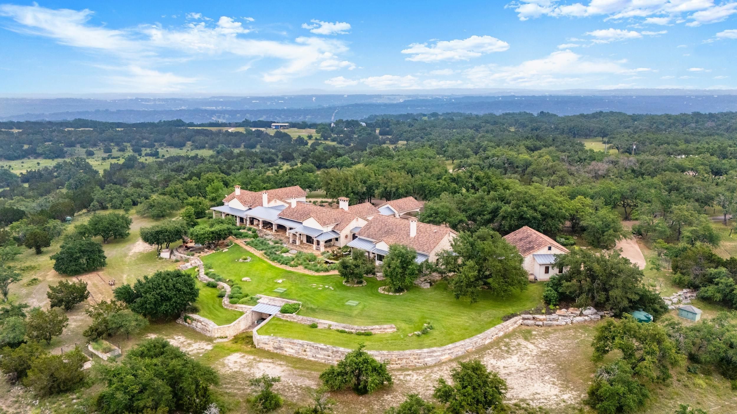 7040 West Fitzhugh Road, Dripping Springs, TX 78620