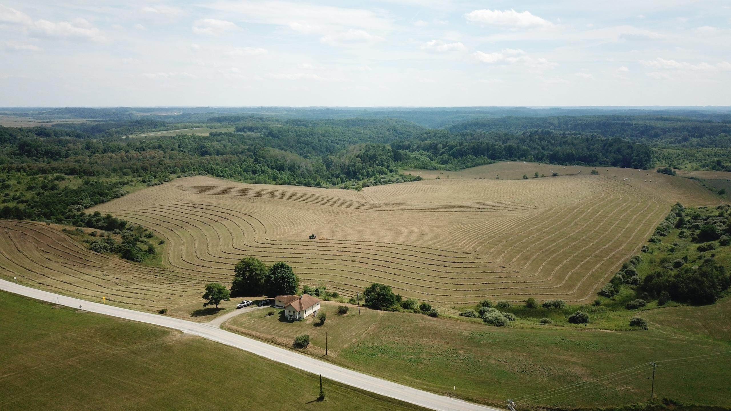 77750 Stumptown Road, Moorefield, OH 43907