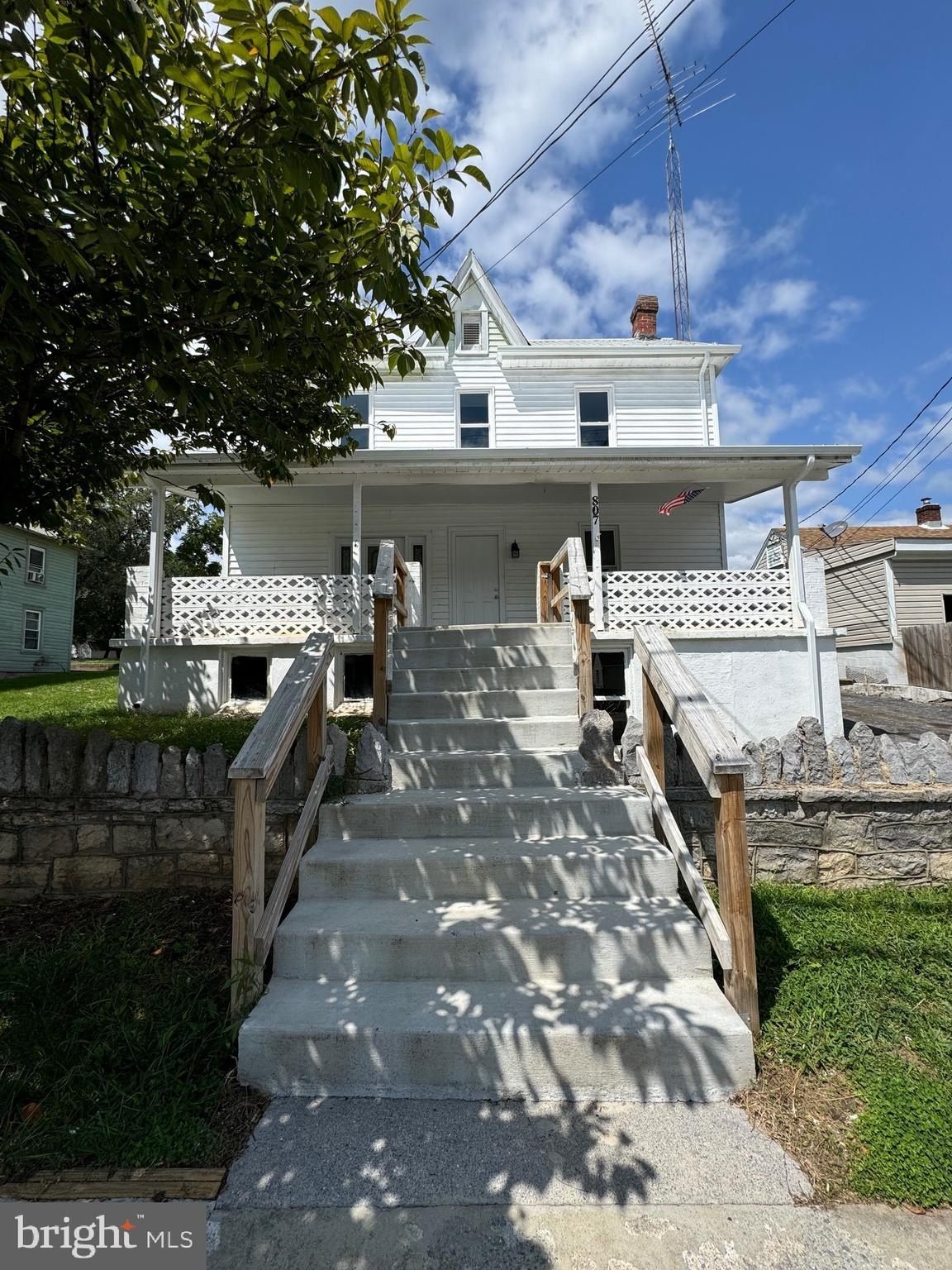 807 W VIRGINIA AVENUE, Martinsburg, WV 25401 MLS WVBE2032420