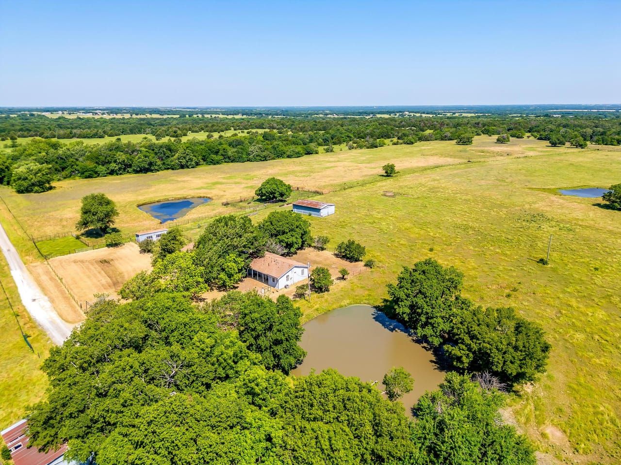 4966 CR 1026, Celeste, TX 75423