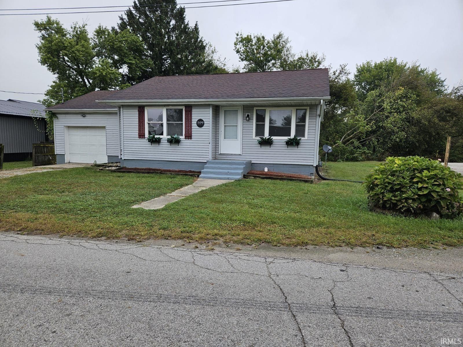 109 E Myers St, Wolcottville, IN 46795 MLS 202436877