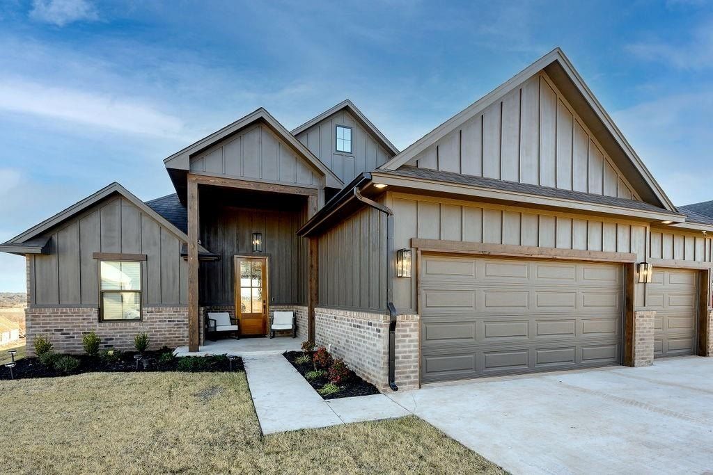 2300 Santa Monica Street, Edmond, OK 73034 MLS 1136693